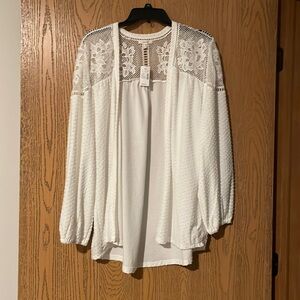 NWT size XL white light weight shawl.